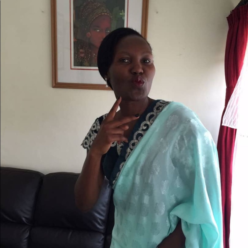 Meet your Posher, Carolyne